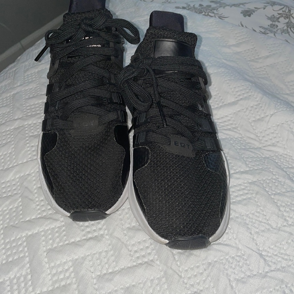 Addias sneakers